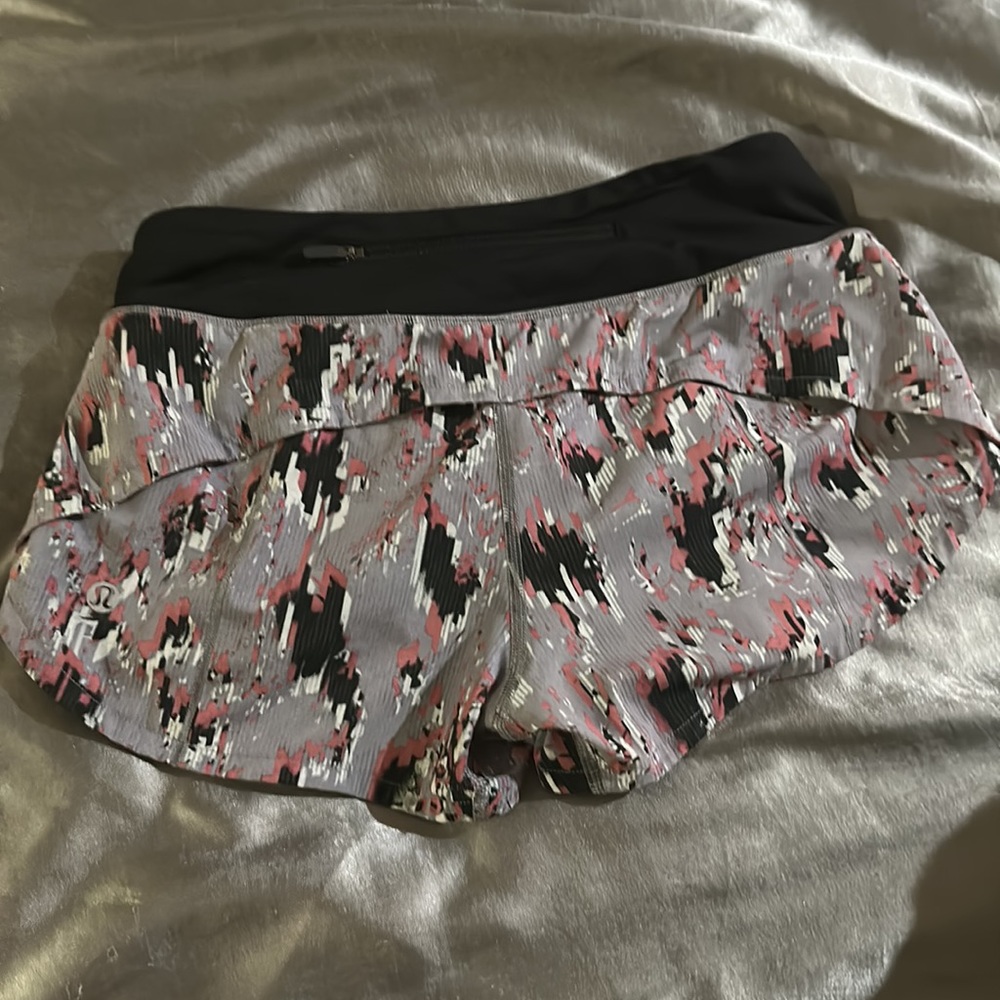 lululemon - Picture 2 of 2